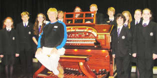 Disney's Hollywood Organist John Ledwon gives the RWA a masterclass October 2013